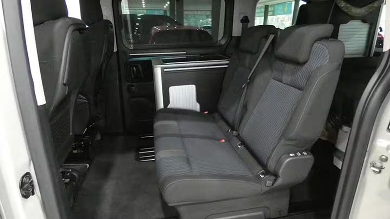Peugeot Bipper • 2019 • 81,710 km 11