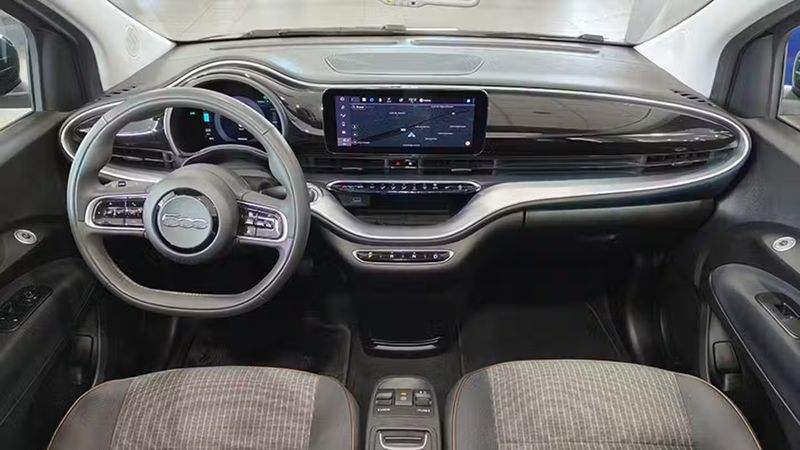 Fiat 500e • 2021 • 55,534 km 6