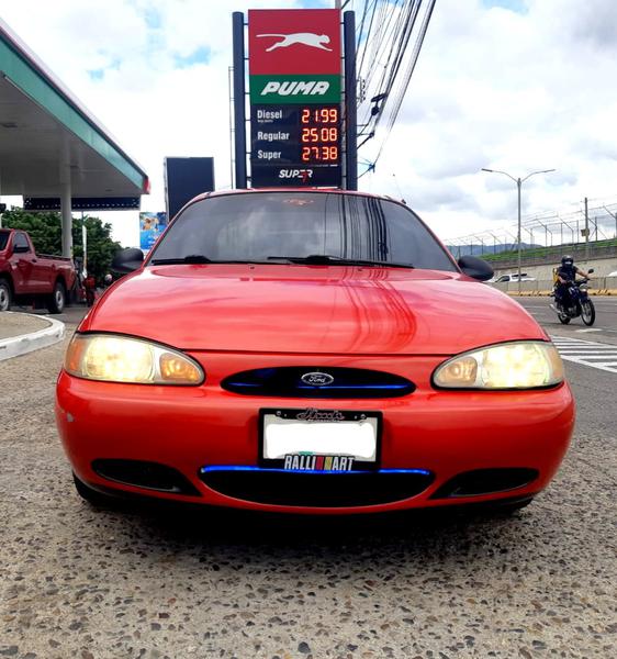 Ford Escort • 2000 • 3 km 6