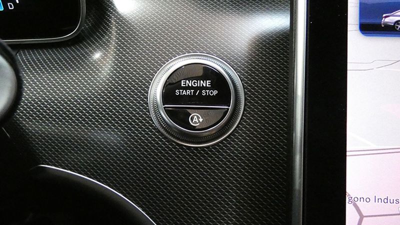 Mercedes-Benz C-Class • 2023 • 36,000 km 19