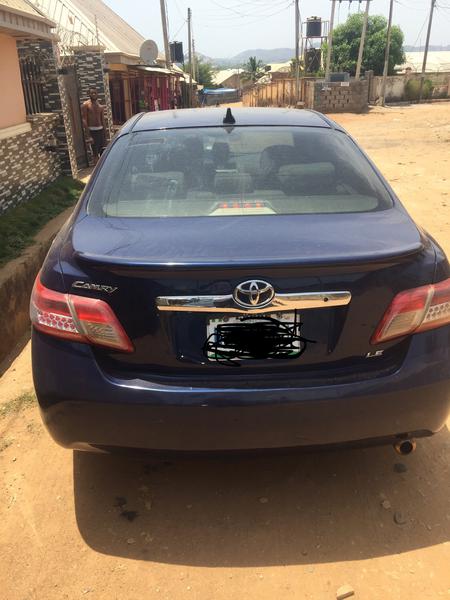 Toyota Camry • 2009 • 175,785 km 5