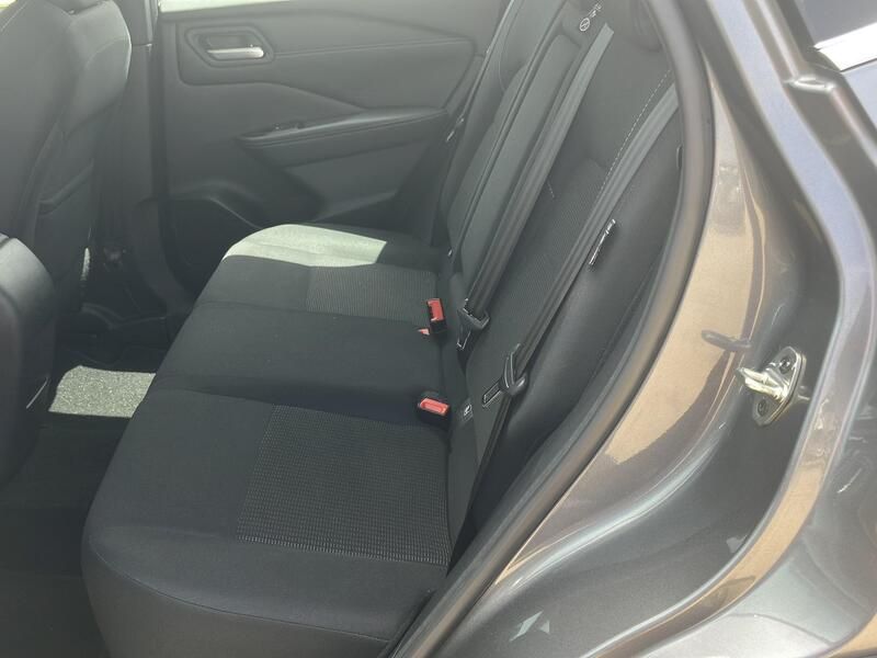 Nissan Qashqai • 2024 • 11,297 km 16