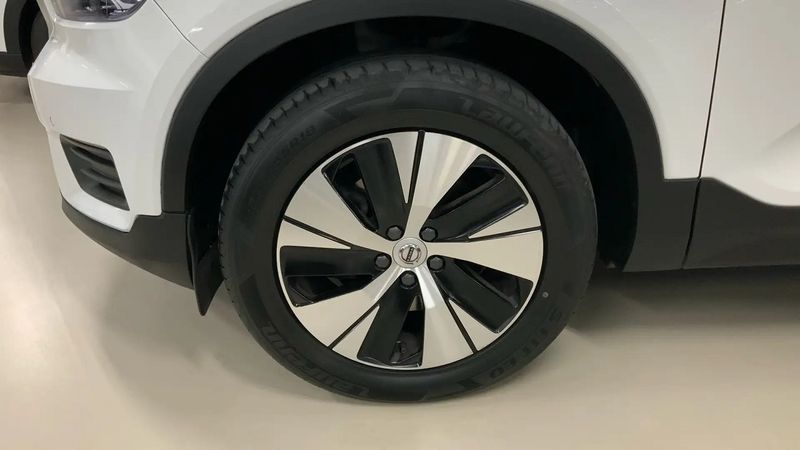 Volvo XC40 • 2021 • 68,500 km 7
