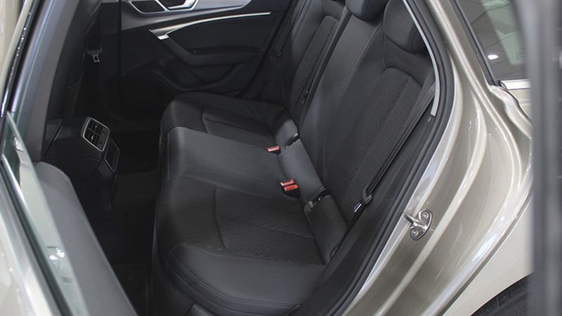 Audi A6 • 2019 • 78,000 km 8