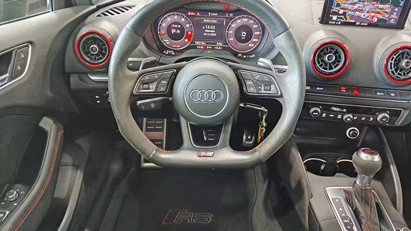 Audi RS 3 • 2019 • 102,216 km 25