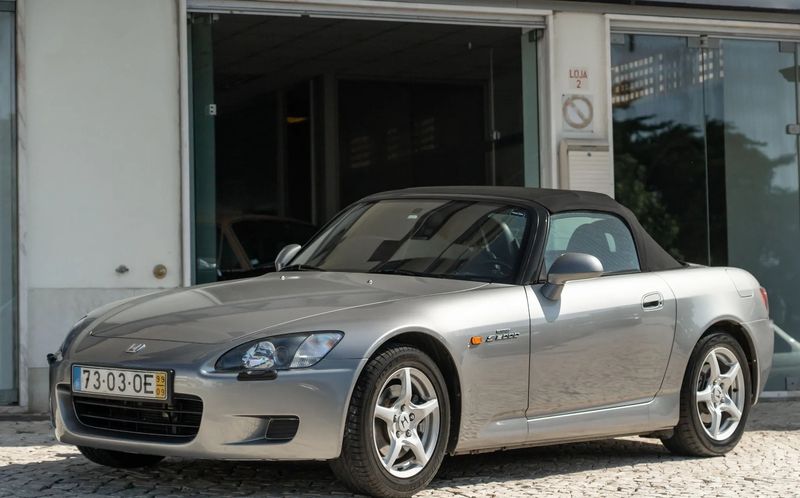 Honda S2000 • 1999 • 26,500 km 4