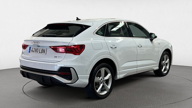 Audi Q3 • 2019 • 61,088 km 4