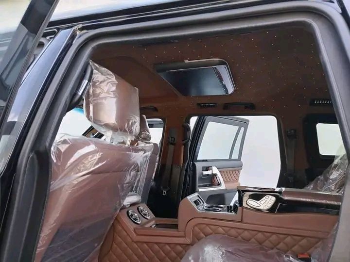 Toyota Land Cruiser • 2019 • 20,000 km 2