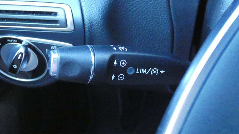 Mercedes-Benz C-Class • 2016 • 133,457 km 23