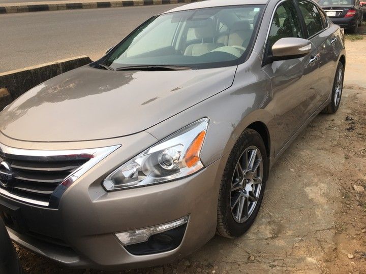 Nissan Altima • 2017 • 32 km 1