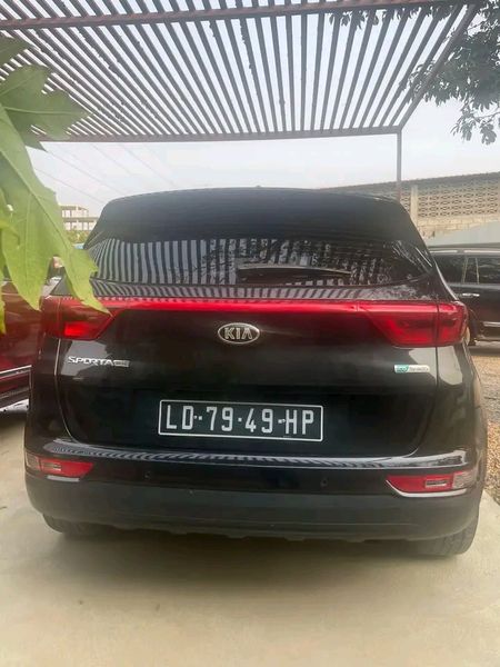 Kia Sportage • 2018 • 50,000 km 3