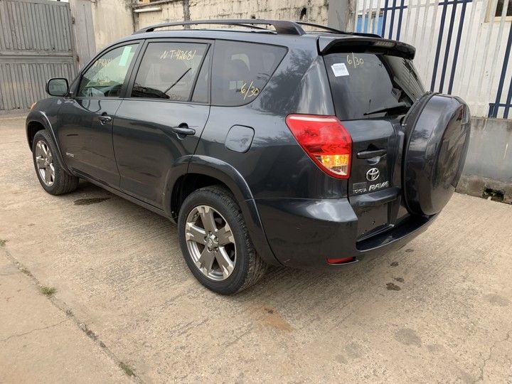 Toyota RAV4 • 2010 • 22 km 1