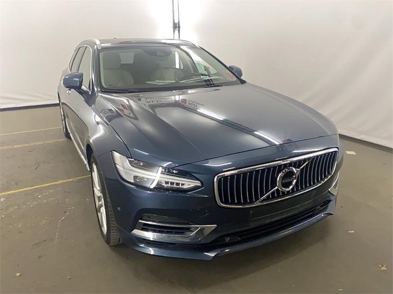 Volvo V90 • 2019 • 75,000 km 7