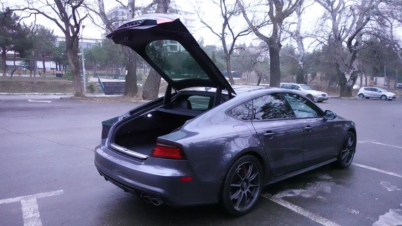 Audi S7 • 2017 • 51,000 km 20