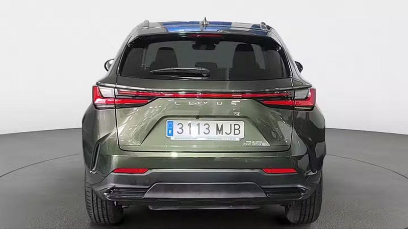 Lexus NX • 2023 • 43,240 km 10