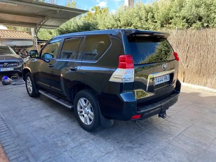 Toyota Land Cruiser • 2013 • 171,000 km 3
