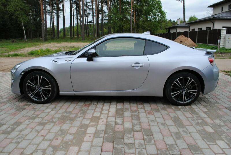Subaru BRZ • 2015 • 131,000 km 5
