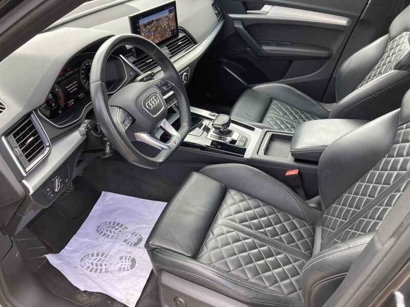 Audi Q5 Sportback • 2022 • 76,769 km 16