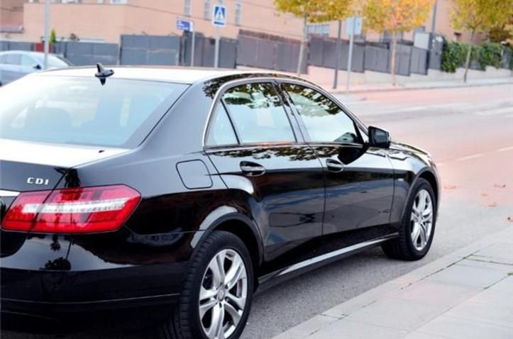 Mercedes-Benz E • 2011 • 187,000 km 2