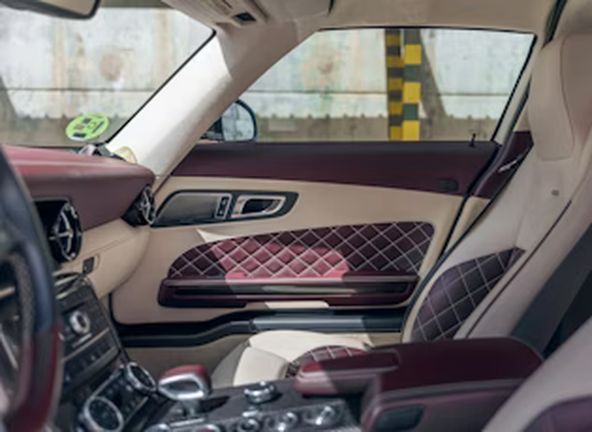 Mercedes-Benz SLS AMG GT • 2013 • 70,000 km 47