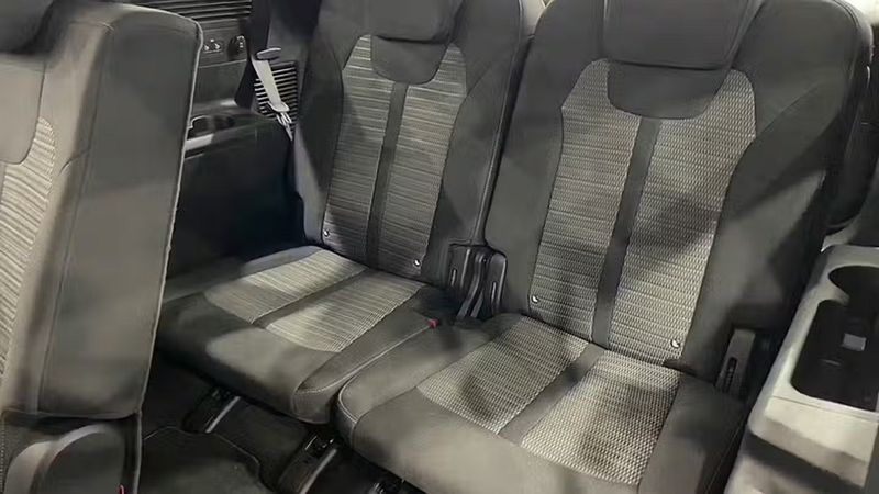 Kia Sorento • 2021 • 45,902 km 9