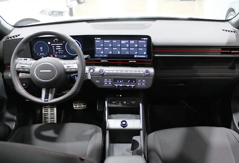 Hyundai Kona • 2023 • 11,569 km 5