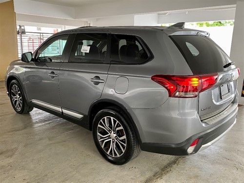 Mitsubishi Outlander • 2021 • 30,000 km 3