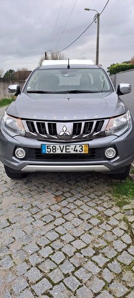 Mitsubishi L200 • 2018 • 104,000 km 1