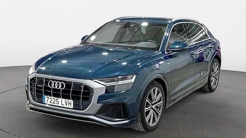 Audi Q8 • 2021 • 62,345 km 1