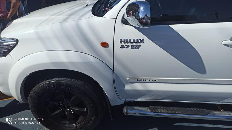 Toyota Hilux • 2015 • 90,000 km 7