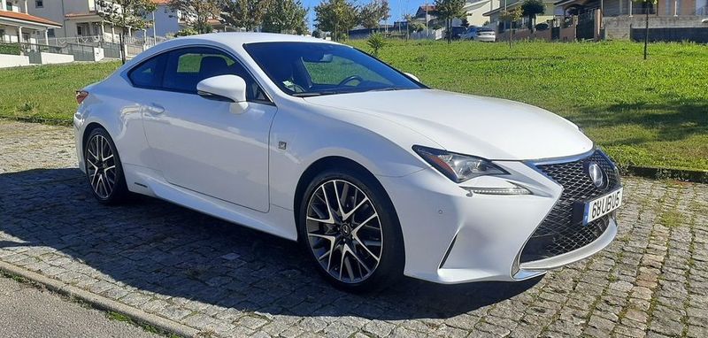 Lexus RC • 2017 • 195,000 km 4