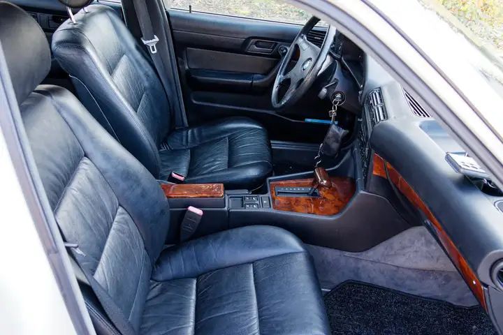 BMW 5 Series • 1988 • 111,425 km 4