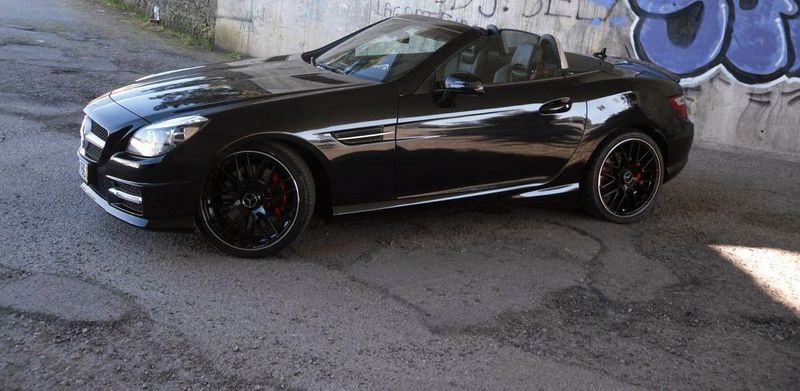 Mercedes-Benz SLK • 2012 • 89,999 km 2