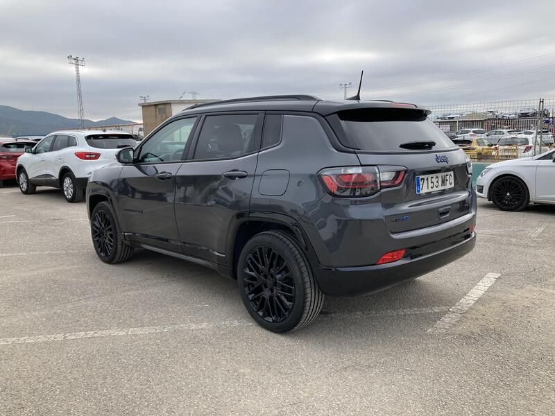 Jeep Compass • 2023 • 8,501 km 2