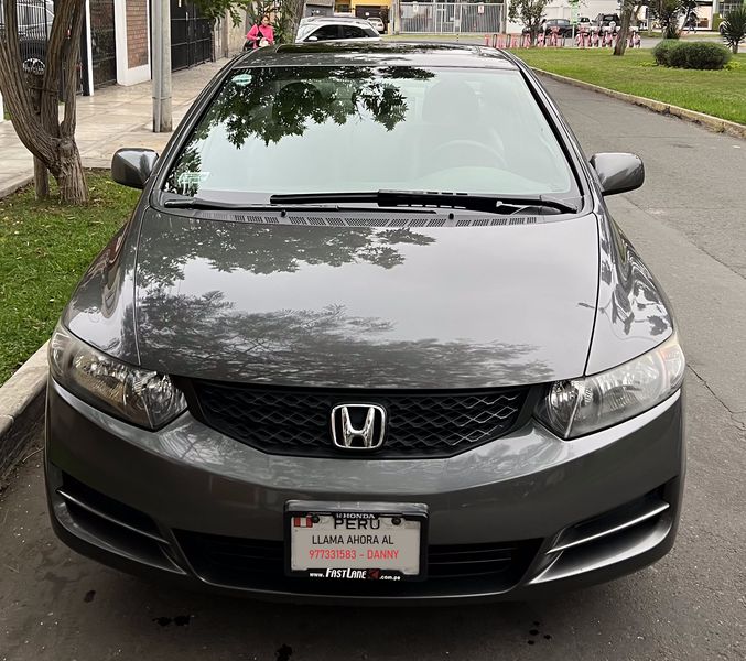 Honda Civic Coupé • 2011 • 83,000 km 1