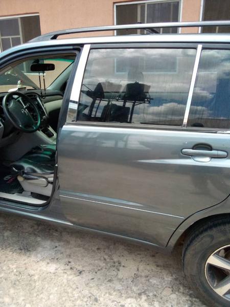 Toyota Highlander • 2005 • 100 km 6