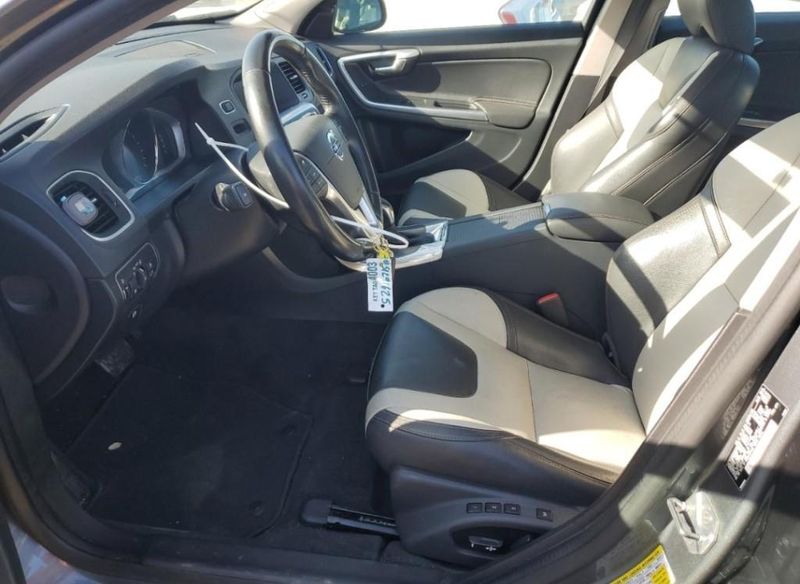 Volvo XC90 • 2017 • 10,000 mi 7