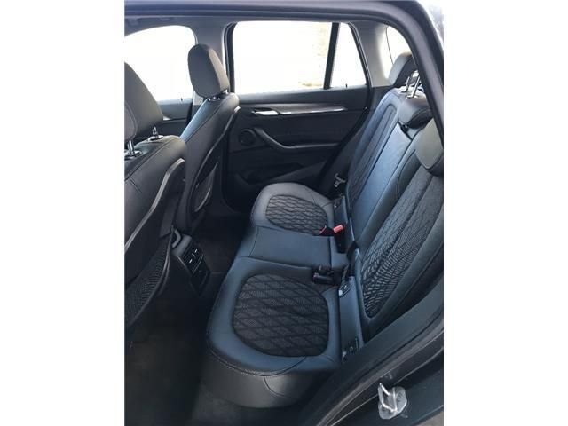 BMW X1 • 2017 • 122,000 km 2