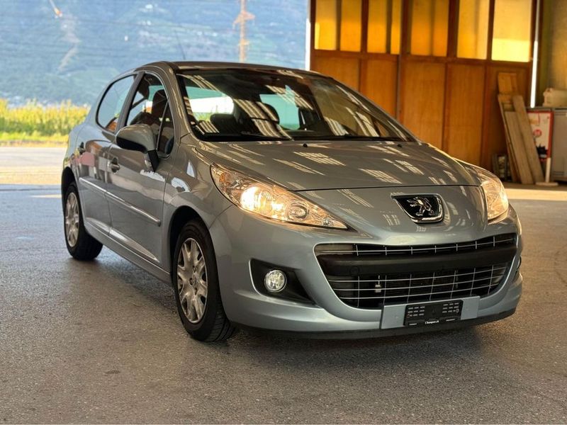 Peugeot 207 • 2011 • 12,500 km 1