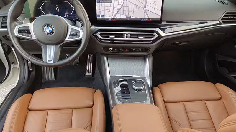 BMW 2 Series • 2024 • 25,586 km 2