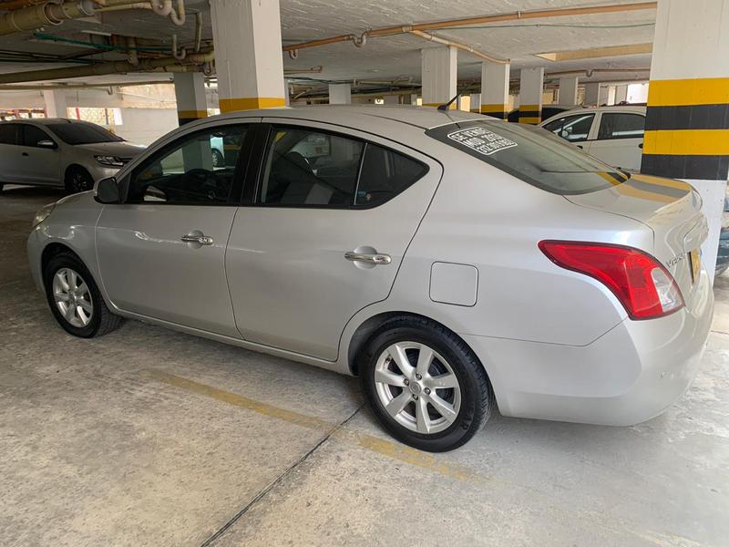 Nissan Versa • 2013 • 88,000 km 7