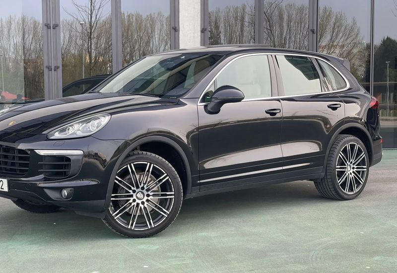 Porsche Cayenne • 2016 • 143,334 km 4