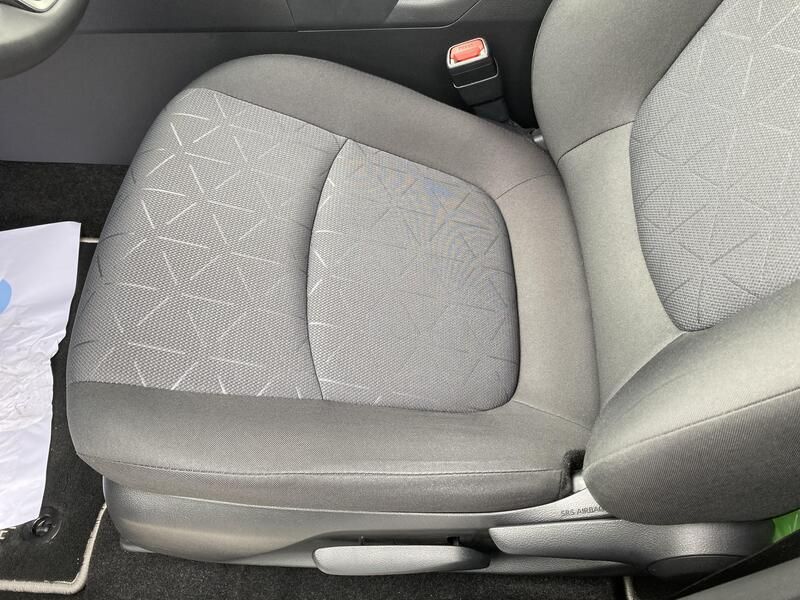 Toyota RAV4 • 2021 • 52,934 km 19