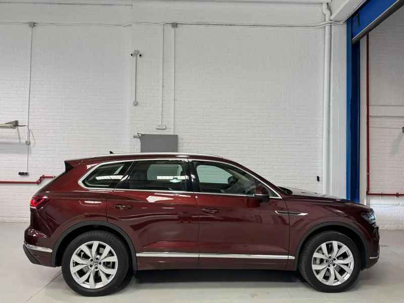 Volkswagen Touareg • 2021 • 96,000 km 6