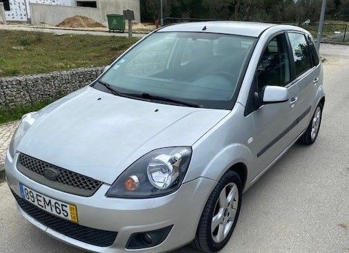Ford Fiesta • 2007 • 123,200 km 2