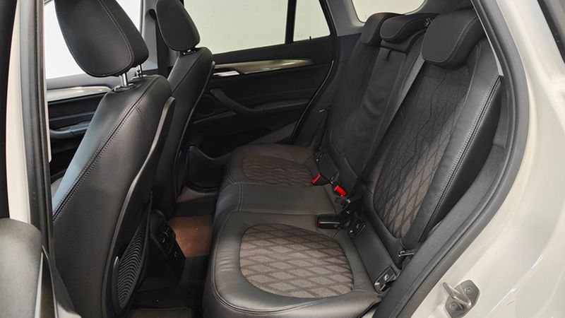 BMW X1 • 2022 • 47,463 km 18