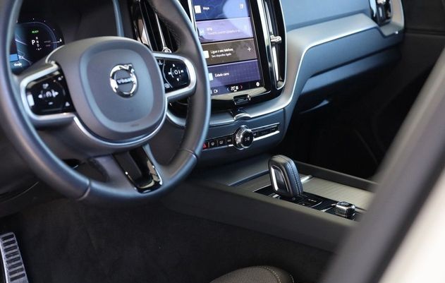 Volvo XC60 • 2022 • 47,000 km 3