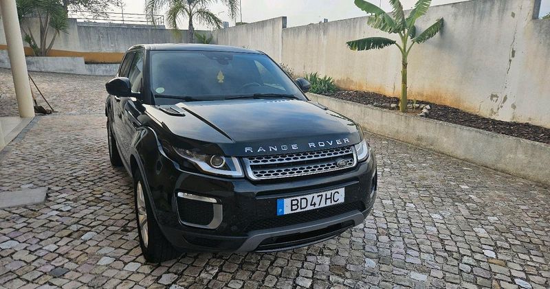 Land Rover Defender • 2015 • 180,000 km 1