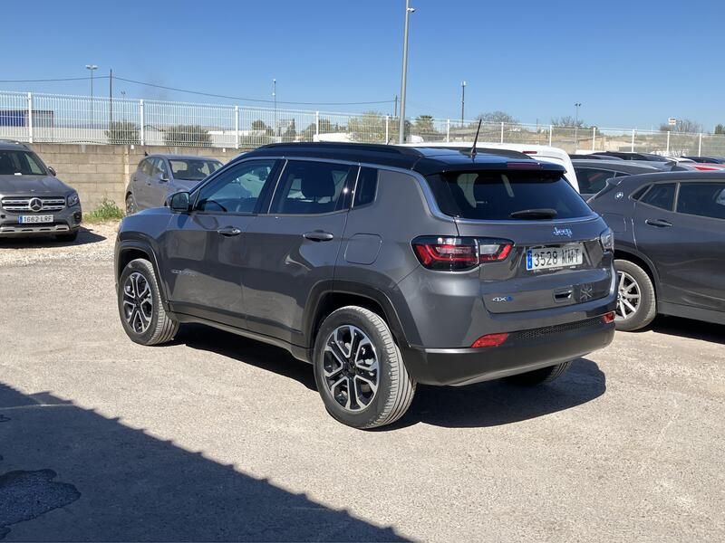 Jeep Compass • 2024 • 30,293 km 3