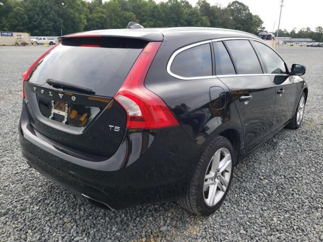 Volvo V60 • 2015 • 10,000 mi 4